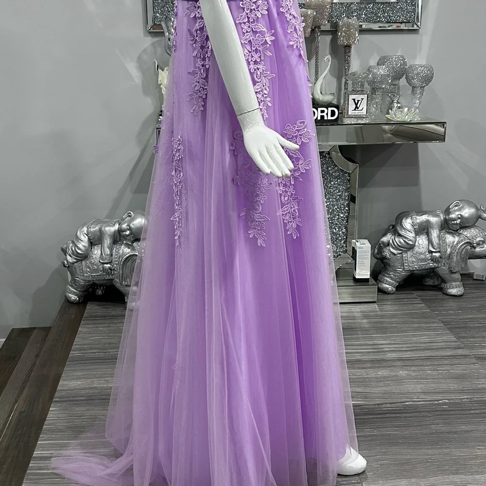 NWOT 💜 Lilac Lavender Gown/Dress - Picture 14 of 17